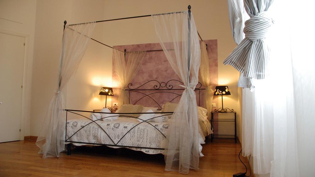 フィレンツェ リドルフィ ゲスト ハウス Bed & Breakfast エクステリア 写真