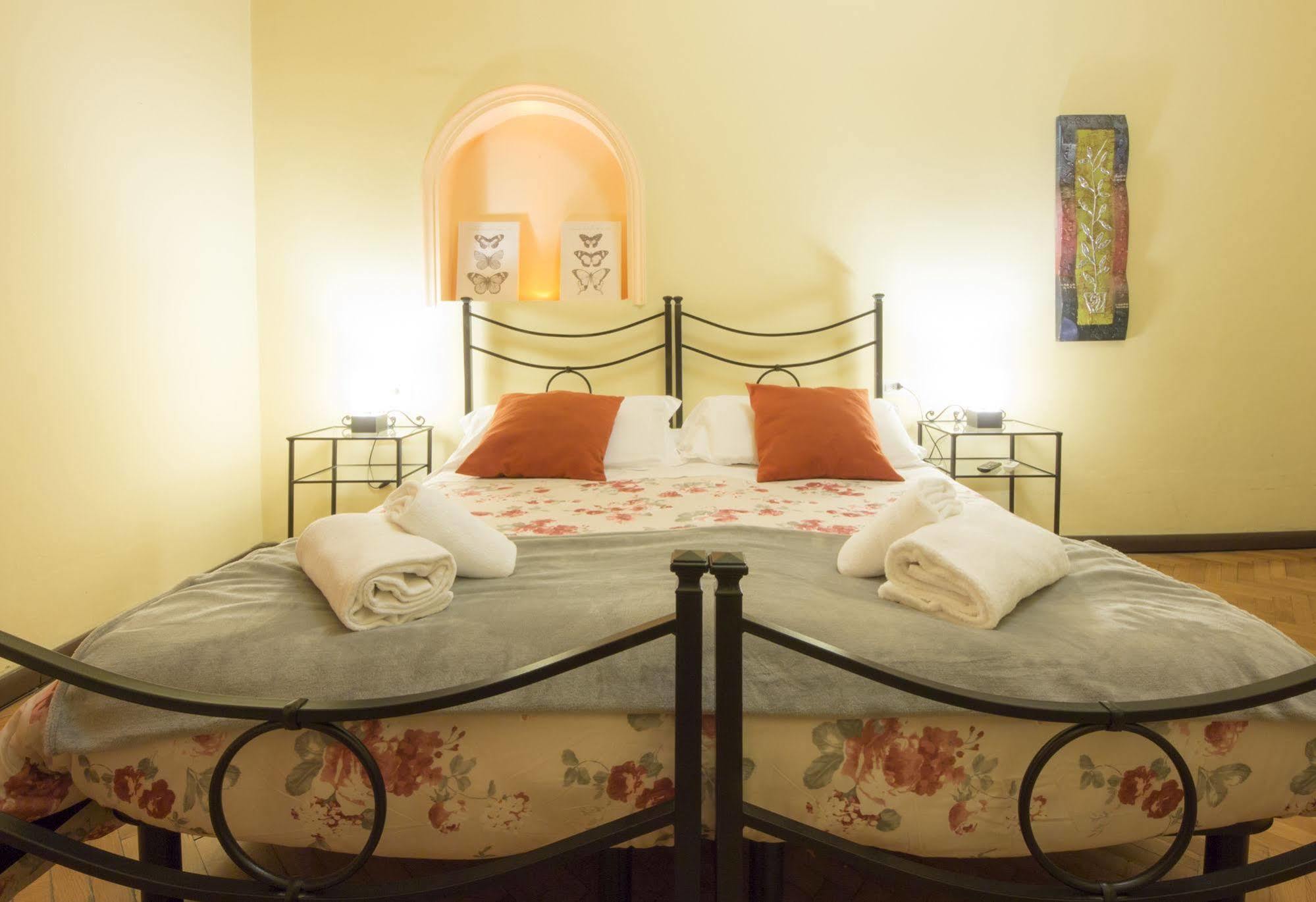 フィレンツェ リドルフィ ゲスト ハウス Bed & Breakfast エクステリア 写真